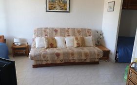 PORT FREJUS Studio Cabine 100m des plages 4 Person